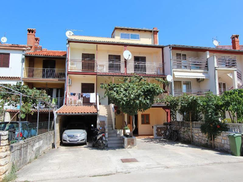 Room And Apartments Mariza Rovinj Kültér fotó